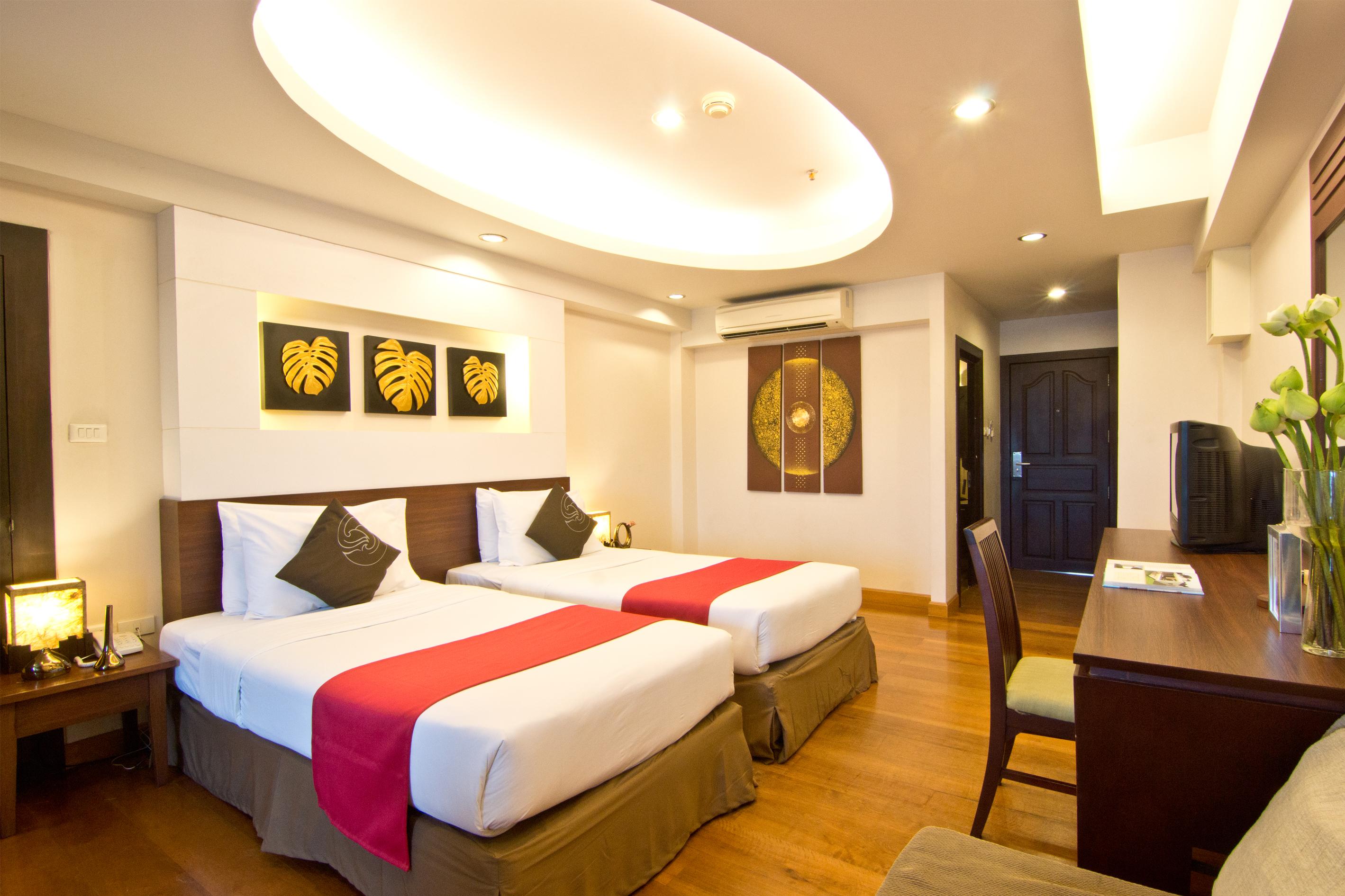 Golden Sea Pattaya Hotel Bagian luar foto