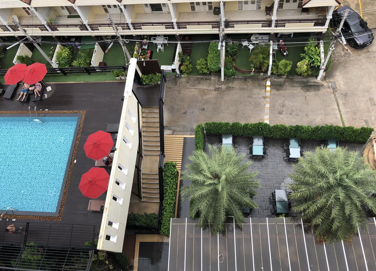 Golden Sea Pattaya Hotel Bagian luar foto